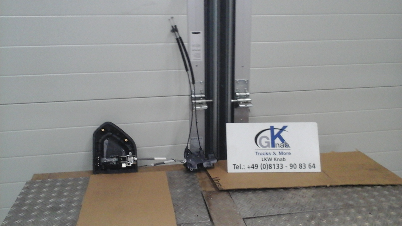 Neuwertige Türschloss Zentralverriegelung rechts, MAN TGM / TG3, Artikel - Nr.: 81.62680 - 5026 - Portière et pièces pour Camion: photos 2 Neuwertige Türschloss Zentralverriegelung rechts, MAN TGM / TG3, Artikel - Nr.: 81.62680 - 5026 - Portière et pièces pour Camion: photos 2