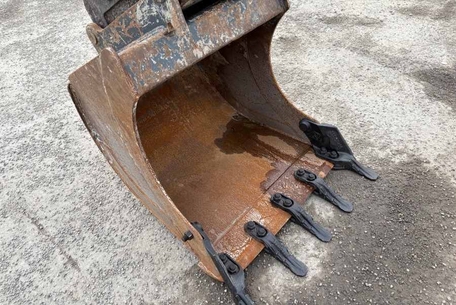 VOLVO ECR88D - Mini pelle: photos 4 VOLVO ECR88D - Mini pelle: photos 4