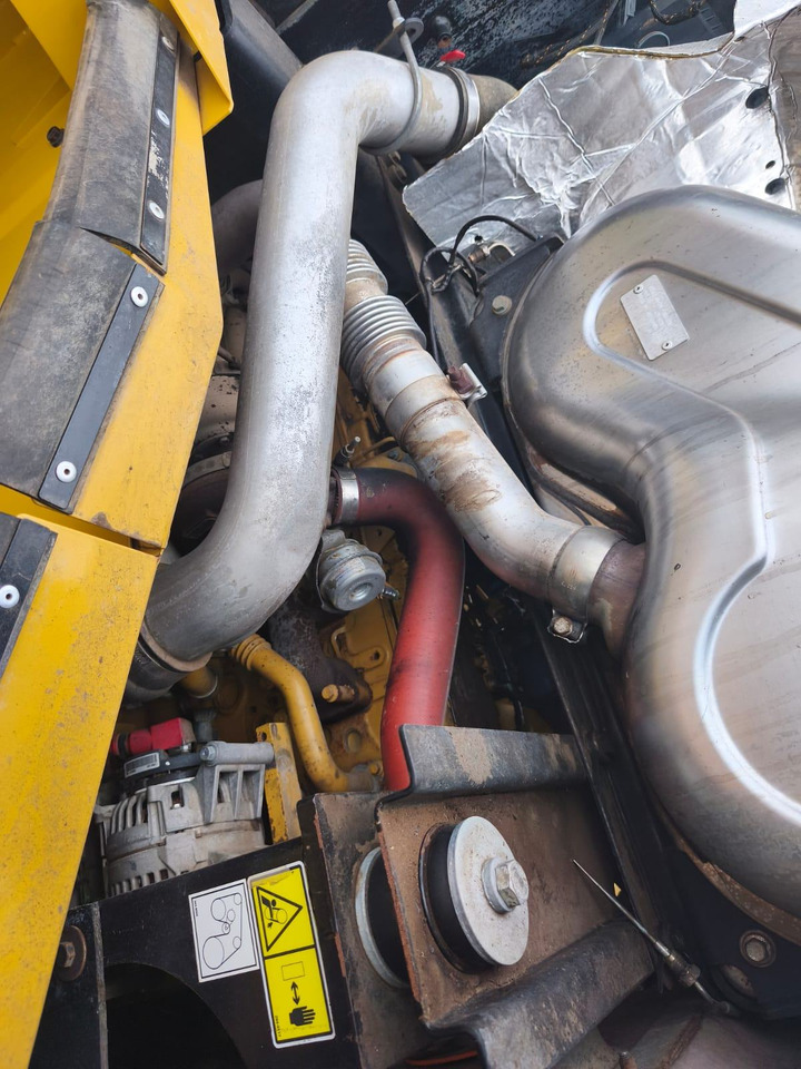 CAT 950 M - Chargeuse sur pneus: photos 5 CAT 950 M - Chargeuse sur pneus: photos 5