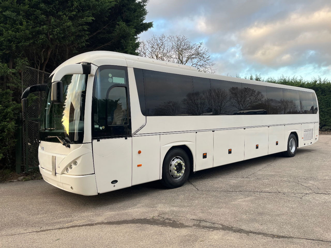 Neoplan Trendliner - Autocar: photos 1 Neoplan Trendliner - Autocar: photos 1