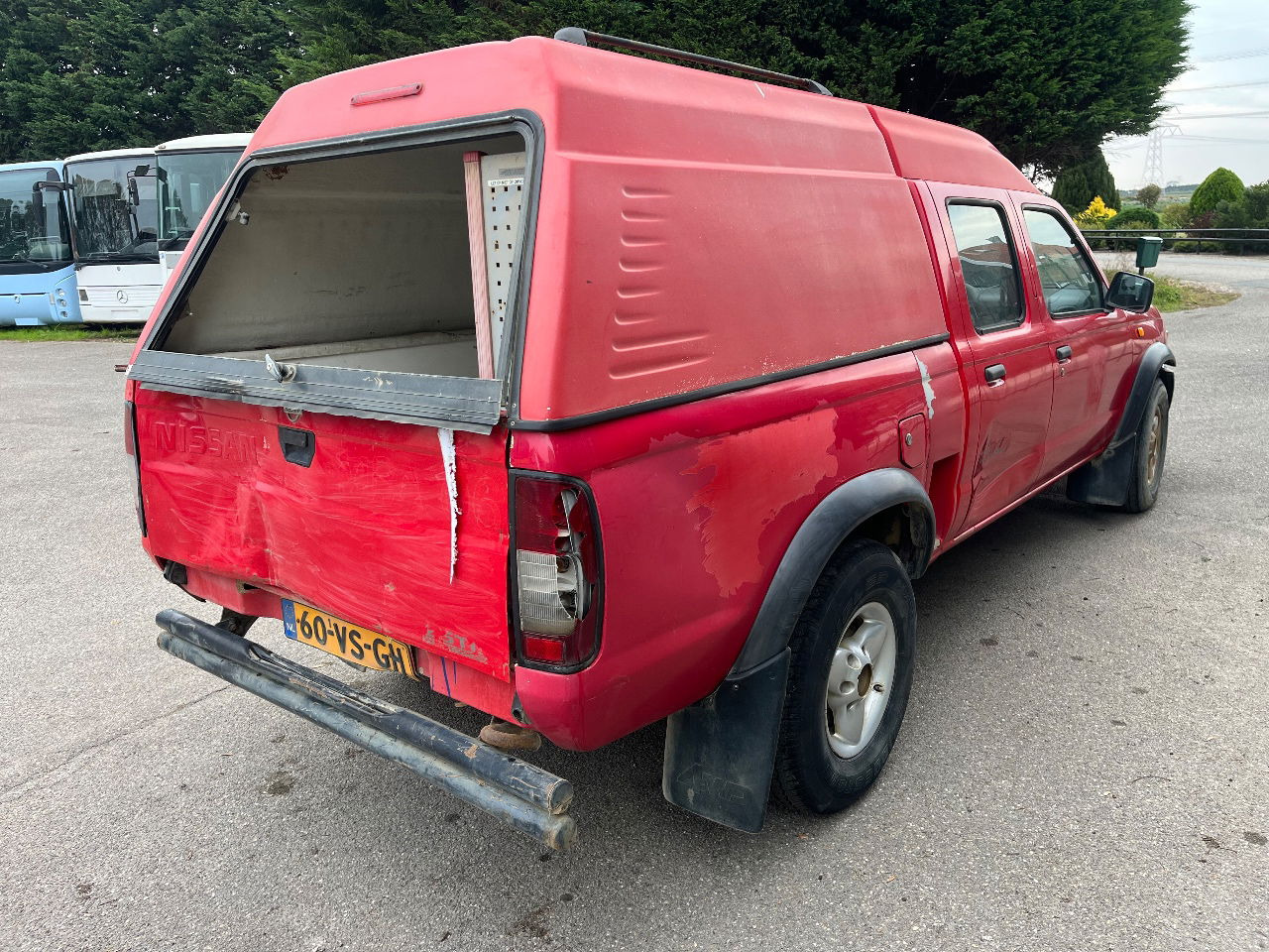 Nissan 4x4 - Pick-up: photos 3 Nissan 4x4 - Pick-up: photos 3