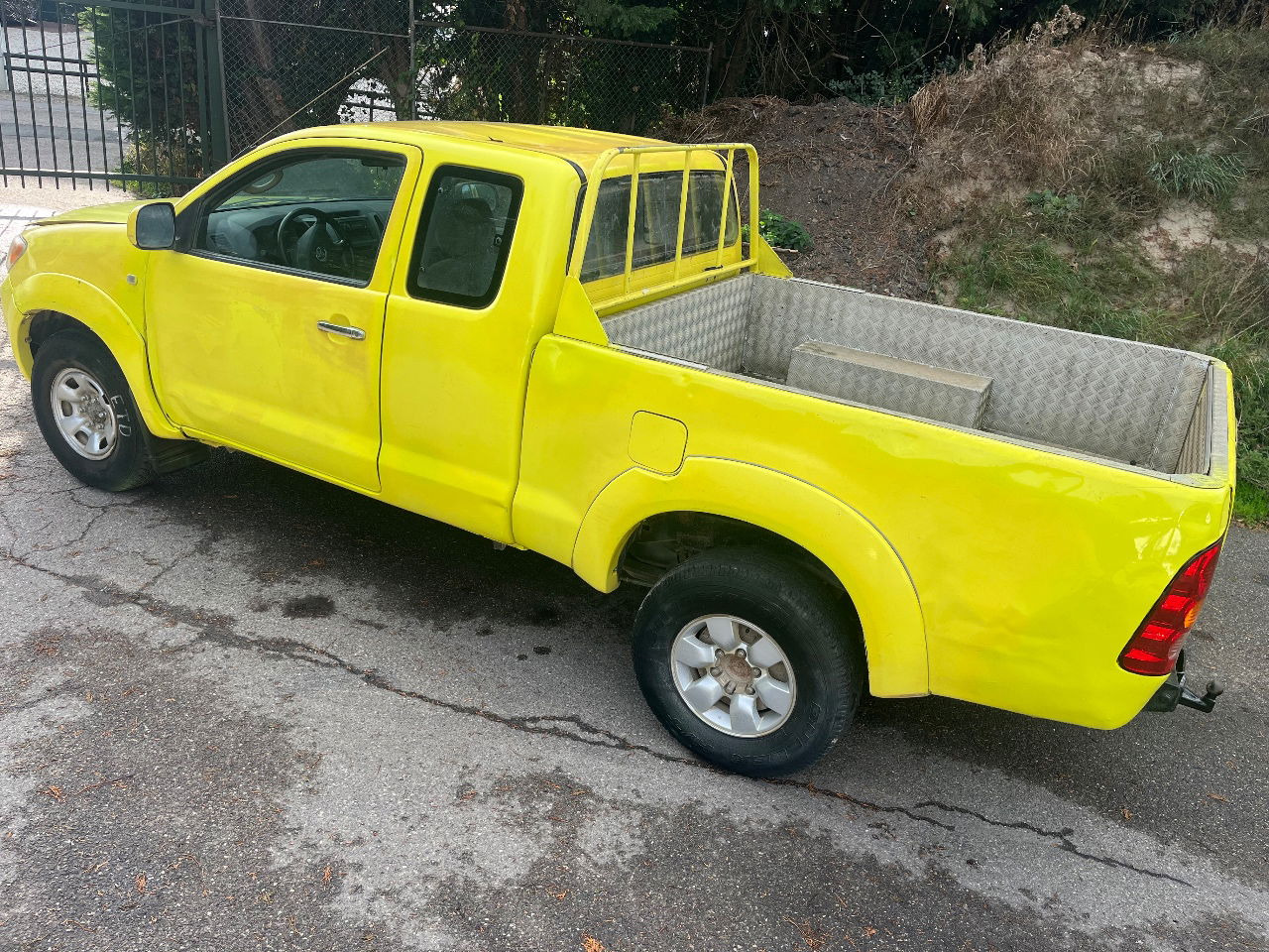 Toyota Hilux NO Registration - Pick-up: photos 2 Toyota Hilux NO Registration - Pick-up: photos 2