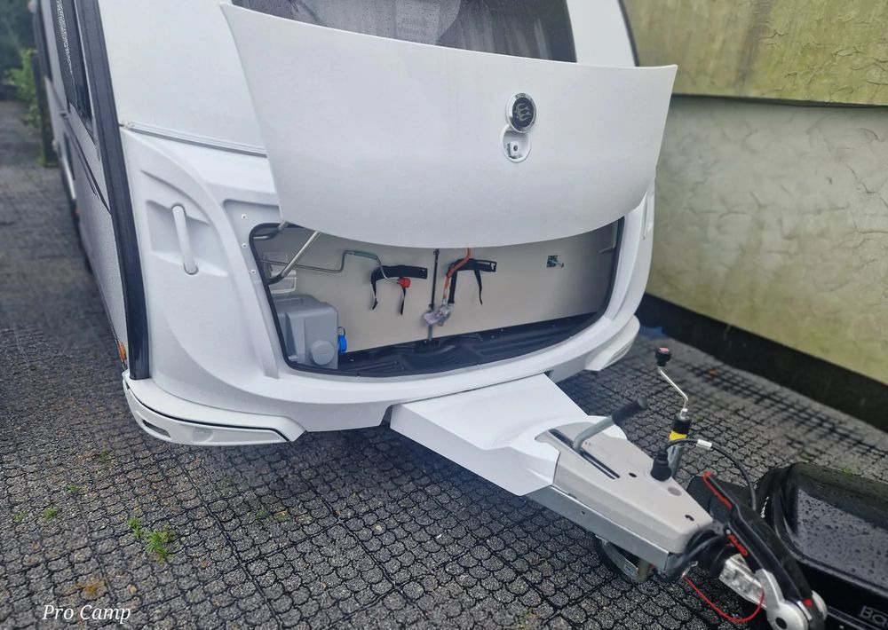 KNAUS SUDWIND 750 UFK SCANDINAVIAN SELECTION - Caravane: photos 3 KNAUS SUDWIND 750 UFK SCANDINAVIAN SELECTION - Caravane: photos 3