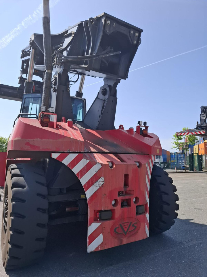 CVS FERRARi F500 RS3 - Reach stacker: photos 3 CVS FERRARi F500 RS3 - Reach stacker: photos 3