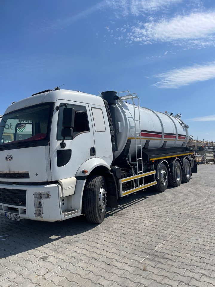 AREL TRAILER VACUUM TRUCKS FROM MANUFACTURER COMPANY - Camion vidangeur: photos 4 AREL TRAILER VACUUM TRUCKS FROM MANUFACTURER COMPANY - Camion vidangeur: photos 4