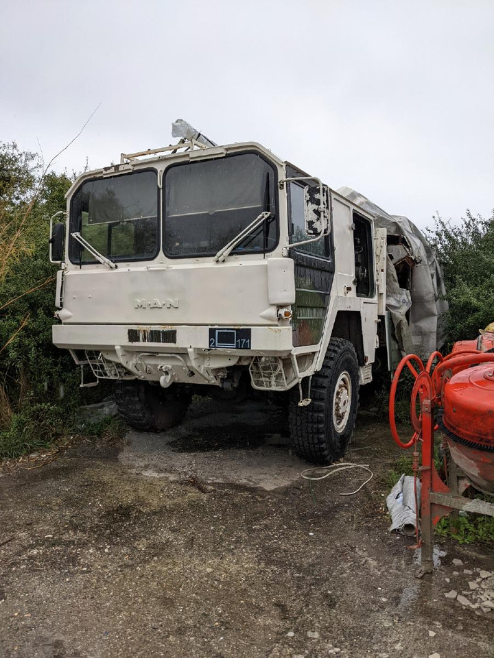 MAN MAN Kat 1 Kat1 4x4 - Camion plateau: photos 5 MAN MAN Kat 1 Kat1 4x4 - Camion plateau: photos 5