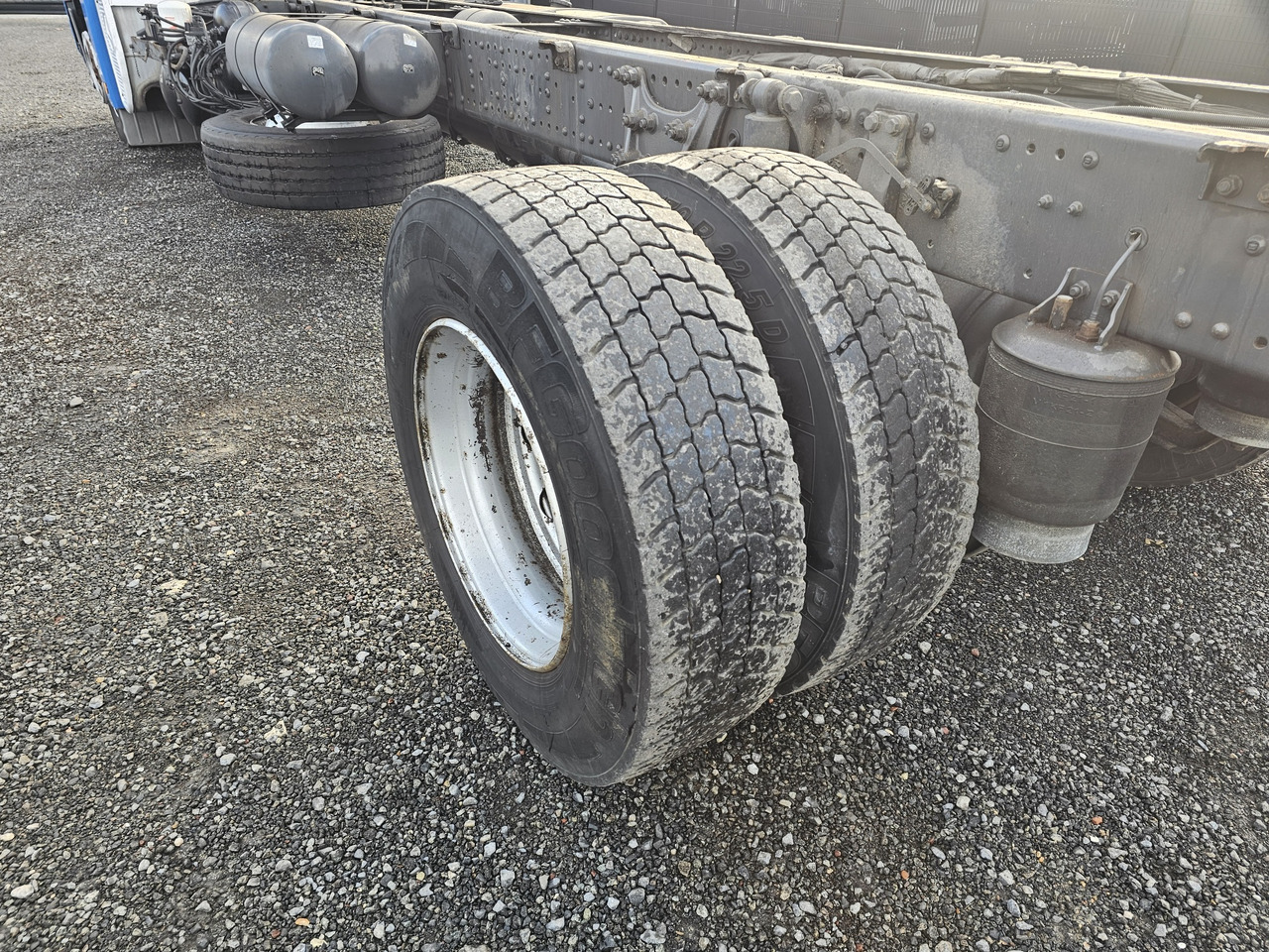 MERCEDES-BENZ ACTROS 1836 - Châssis cabine: photos 5 MERCEDES-BENZ ACTROS 1836 - Châssis cabine: photos 5