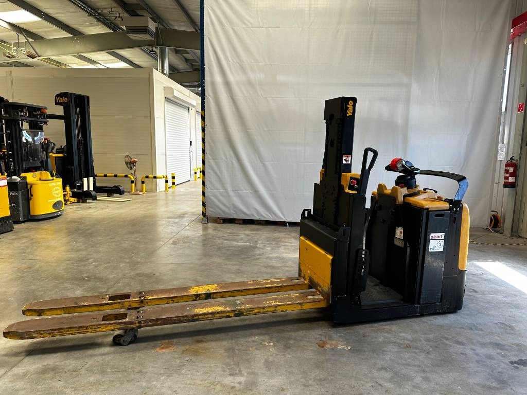 Yale MO20 - Préparateur de commandes: photos 1 Yale MO20 - Préparateur de commandes: photos 1