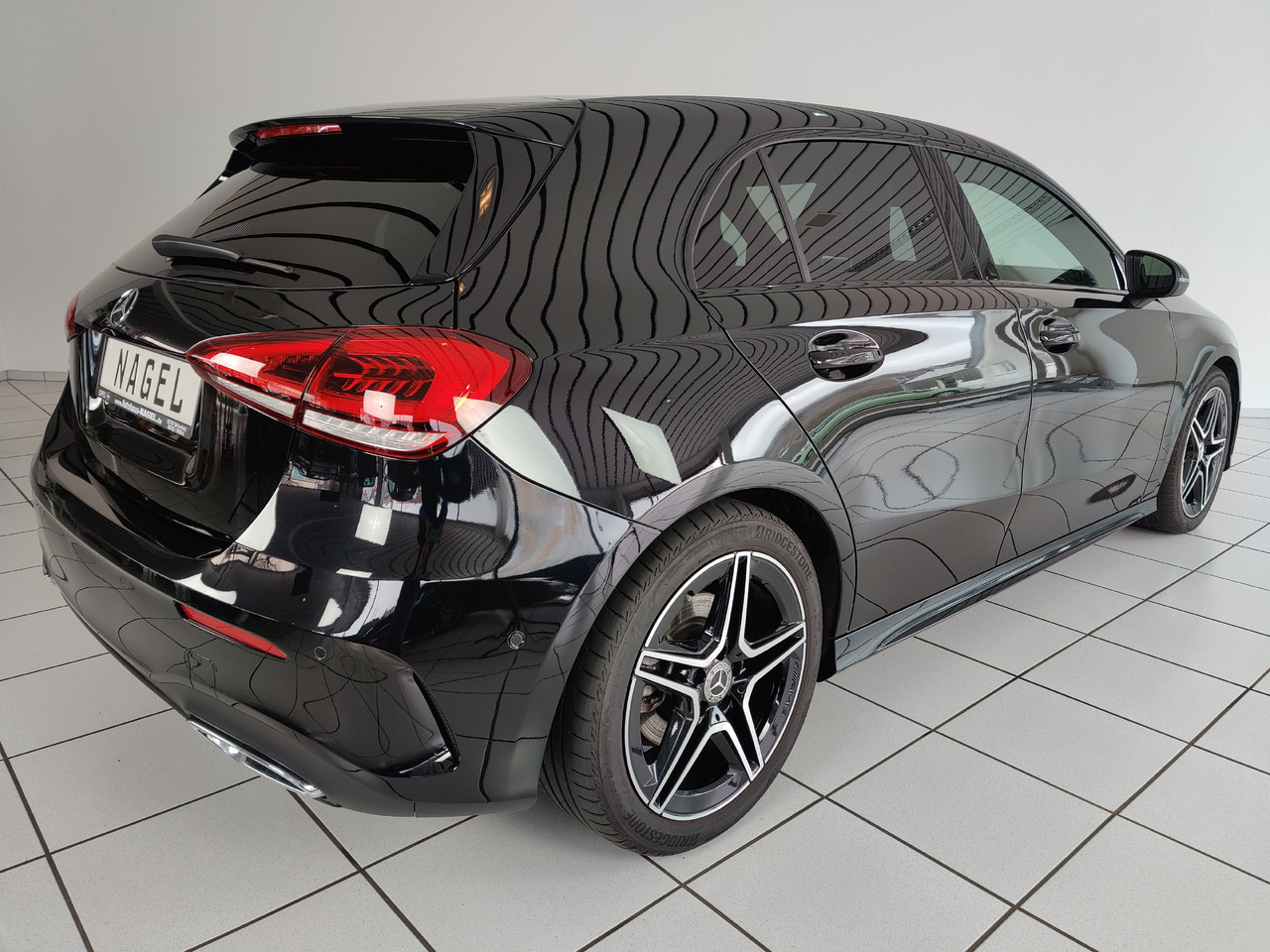 Mercedes-Benz A 220 d Navi LED Park RüKam AHK - Berline: photos 5 Mercedes-Benz A 220 d Navi LED Park RüKam AHK - Berline: photos 5