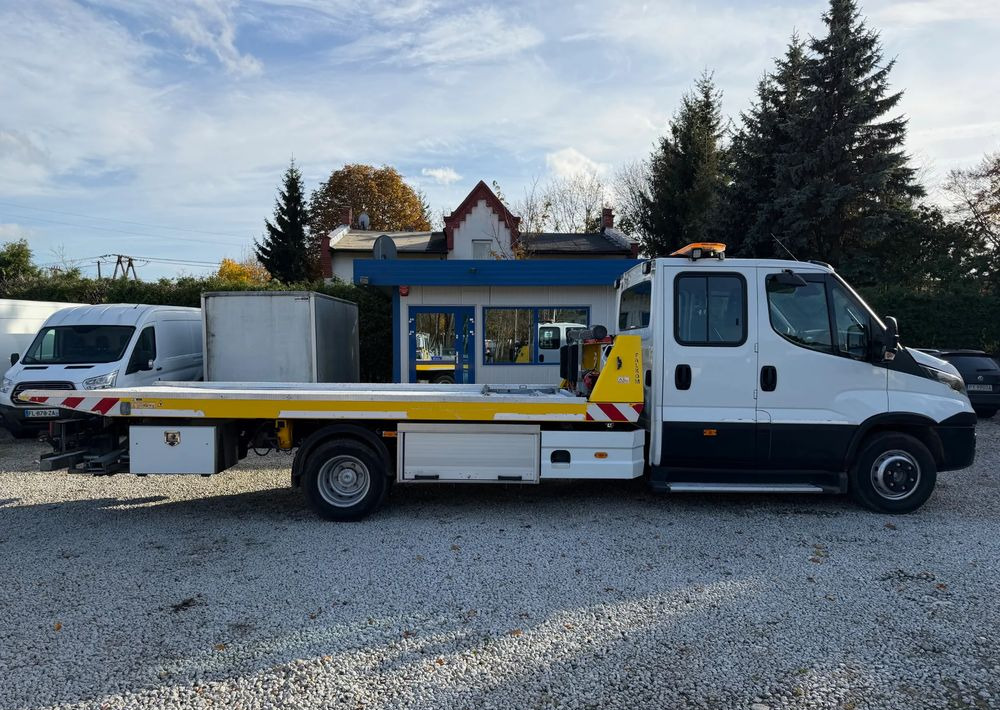 Iveco Daily 70C18 Pomoc drogowa Laweta 2019r Hi-Matic - Remorqueuse: photos 4 Iveco Daily 70C18 Pomoc drogowa Laweta 2019r Hi-Matic - Remorqueuse: photos 4