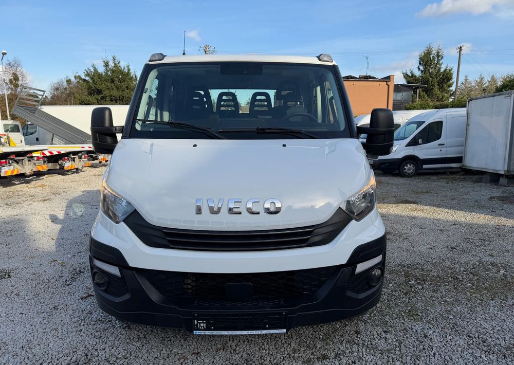 Iveco Daily 70C18 Pomoc drogowa Laweta 2019r Hi-Matic - Remorqueuse: photos 2 Iveco Daily 70C18 Pomoc drogowa Laweta 2019r Hi-Matic - Remorqueuse: photos 2