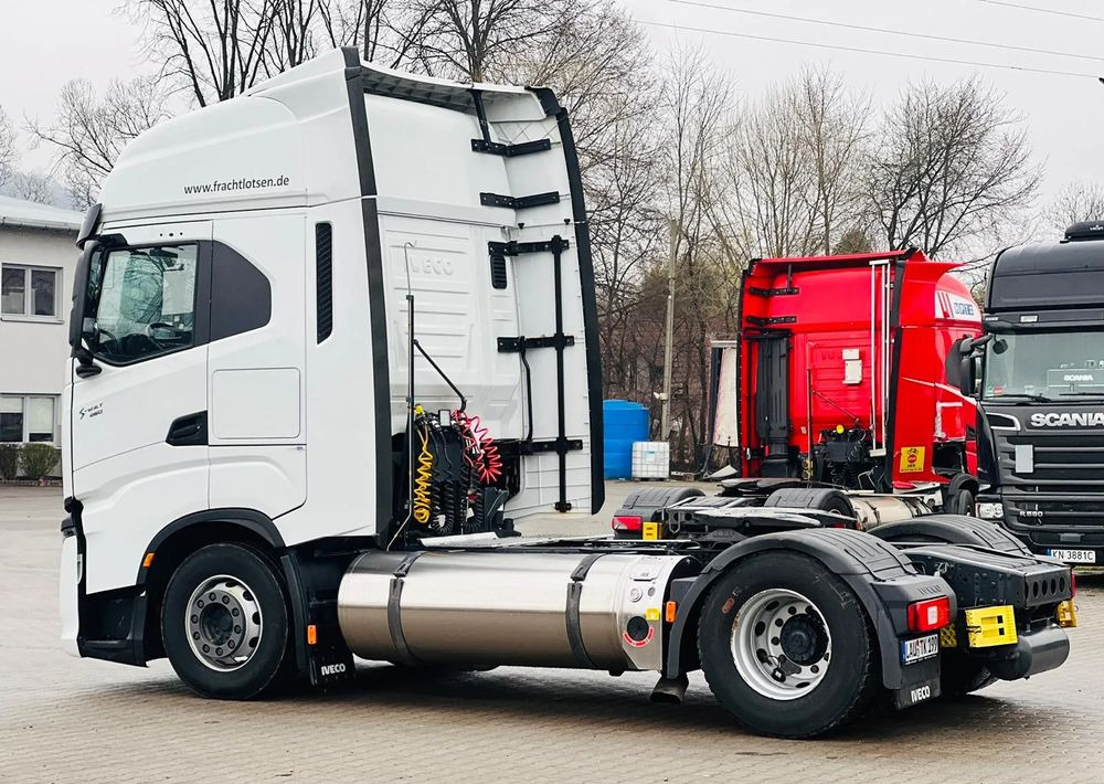 Iveco S-WAY 460 / RETARDER / - Tracteur routier: photos 4 Iveco S-WAY 460 / RETARDER / - Tracteur routier: photos 4