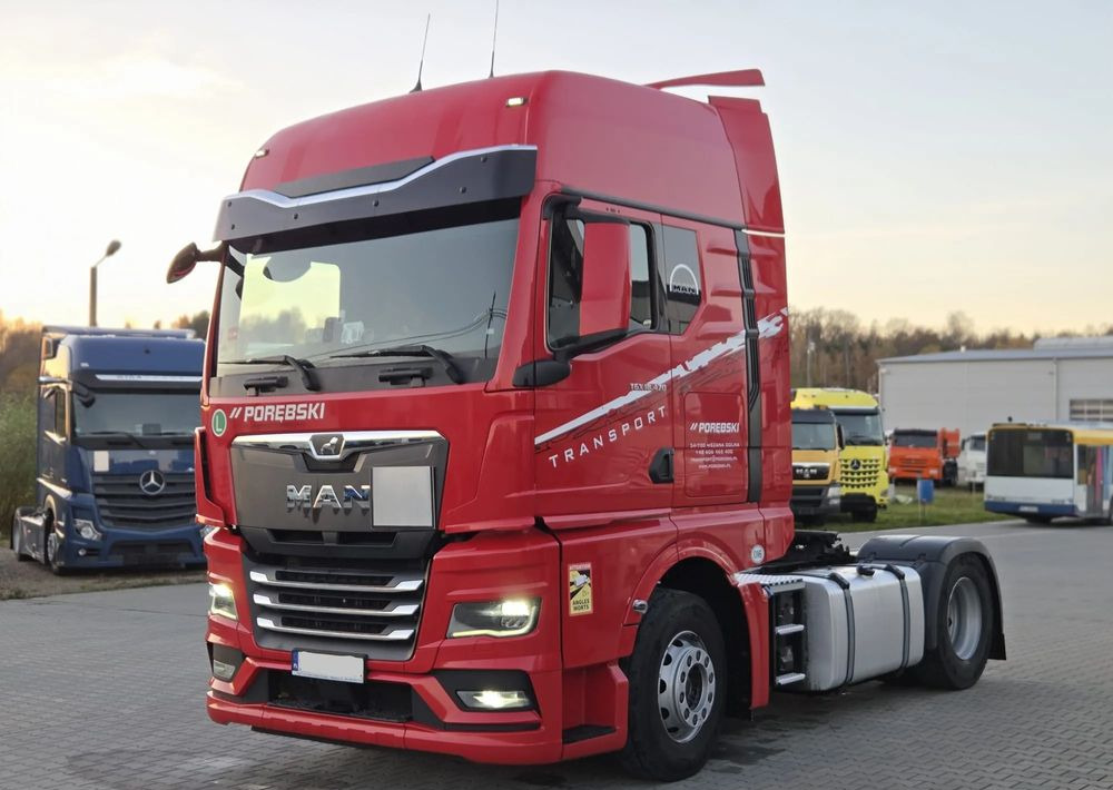 MAN TGX 500/ RETARDER/ KLIMA POSTOJOWA/ AKTYWNY TEMPOMAT ACC/ - Tracteur routier: photos 2 MAN TGX 500/ RETARDER/ KLIMA POSTOJOWA/ AKTYWNY TEMPOMAT ACC/ - Tracteur routier: photos 2