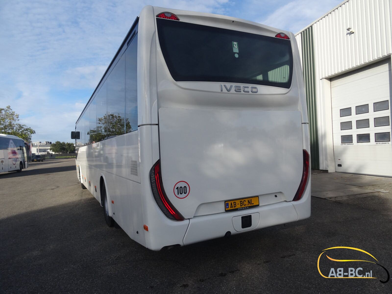 Autocar neuf Iveco New Crossway 61 seats 3 pieces on stock: photos 7 Autocar neuf Iveco New Crossway 61 seats 3 pieces on stock: photos 7
