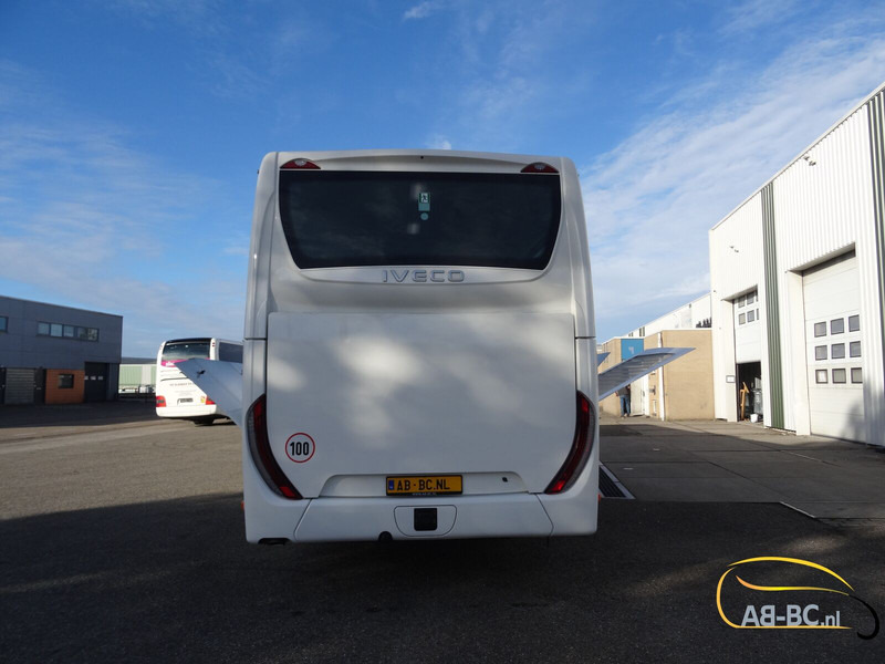 Autocar neuf Iveco New Crossway 61 seats 3 pieces on stock: photos 20 Autocar neuf Iveco New Crossway 61 seats 3 pieces on stock: photos 20