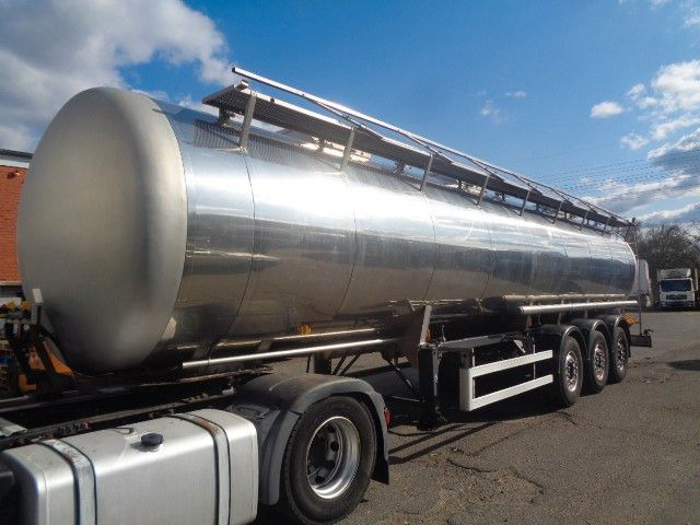 Lebensmitteltank - Semi-remorque citerne, Matériel de traite: photos 1 Lebensmitteltank - Semi-remorque citerne, Matériel de traite: photos 1