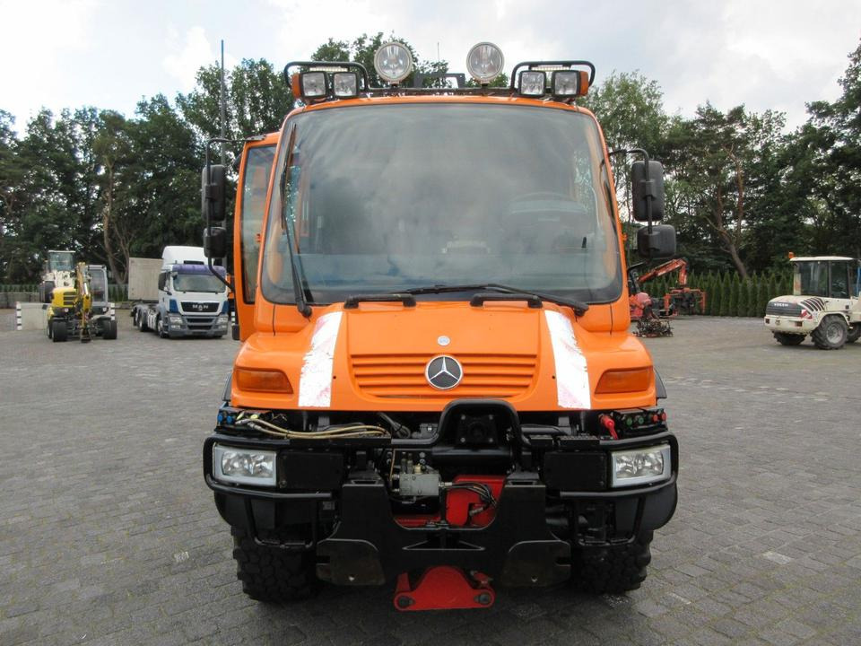 Unimog U 400 Drei-Seiten-Kipp/ Kran Atlas 65.2, Klima - Camion benne: photos 2 Unimog U 400 Drei-Seiten-Kipp/ Kran Atlas 65.2, Klima - Camion benne: photos 2