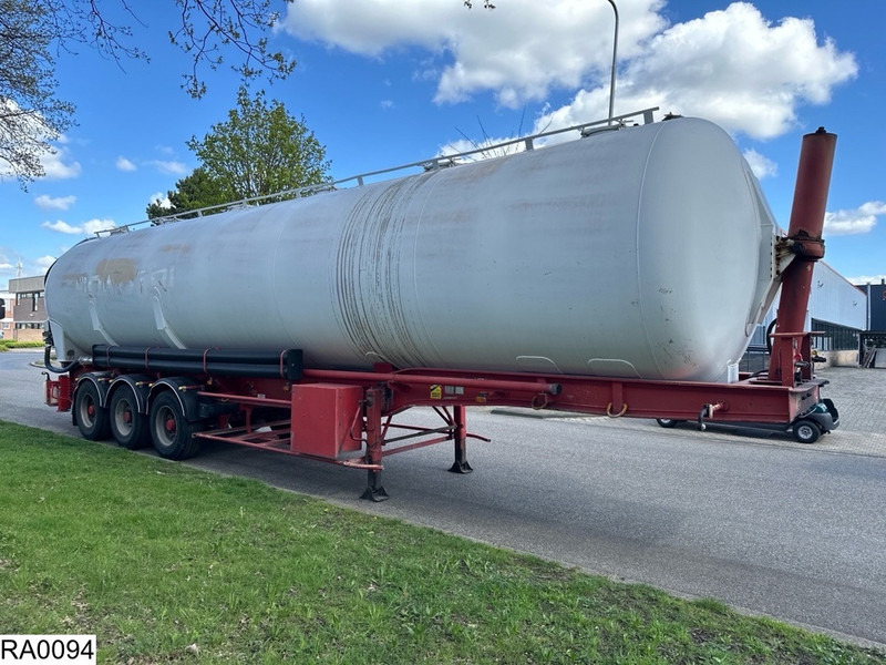 Benalu Silo 62000 liter, Silo, Bulk - Semi-remorque citerne: photos 3 Benalu Silo 62000 liter, Silo, Bulk - Semi-remorque citerne: photos 3
