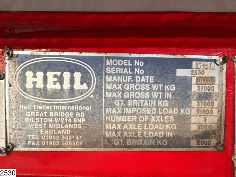 HEIL Fuel 44814 Liter, 6 Compartments - Semi-remorque citerne: photos 4 HEIL Fuel 44814 Liter, 6 Compartments - Semi-remorque citerne: photos 4