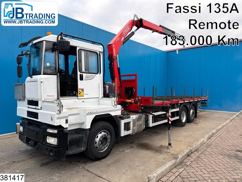 Iveco Stralis 360 6x2, EURO 6, Fassi, Remote - Camion plateau, Camion grue: photos 1 Iveco Stralis 360 6x2, EURO 6, Fassi, Remote - Camion plateau, Camion grue: photos 1
