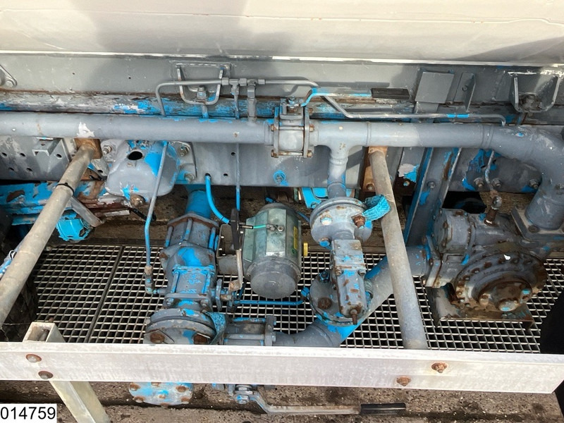 Renault Premium 210 19010 Liter, LPG GPL, Gastank, Steel suspension - Camion citerne: photos 5 Renault Premium 210 19010 Liter, LPG GPL, Gastank, Steel suspension - Camion citerne: photos 5