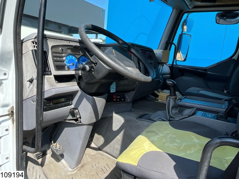 Renault Premium 270 16350 Liter, LPG GPL, Gastank, Manual - Camion citerne: photos 5 Renault Premium 270 16350 Liter, LPG GPL, Gastank, Manual - Camion citerne: photos 5