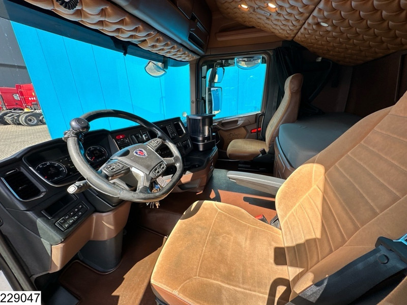 Scania R 450 6x2, EURO 6, Retarder, Standairco - Camion porte-voitures: photos 5 Scania R 450 6x2, EURO 6, Retarder, Standairco - Camion porte-voitures: photos 5