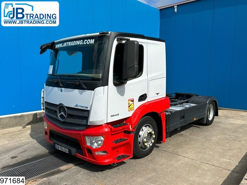 Mercedes-Benz Actros 1843 EURO 6, Retarder, Lohr, Standairco - Tracteur routier: photos 1 Mercedes-Benz Actros 1843 EURO 6, Retarder, Lohr, Standairco - Tracteur routier: photos 1