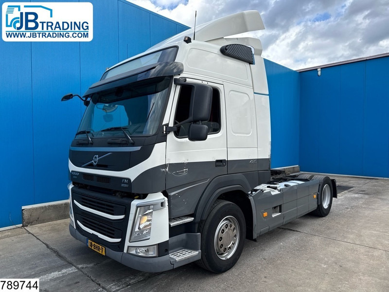 Volvo FM 420 EURO 6 - Tracteur routier: photos 1 Volvo FM 420 EURO 6 - Tracteur routier: photos 1