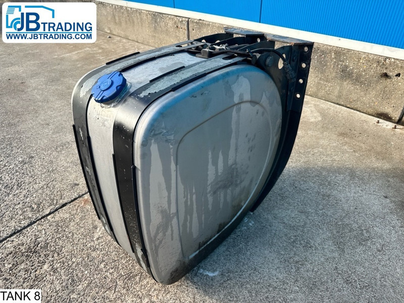 Universeel AdBlue Tank - Réservoir de carburant: photos 1 Universeel AdBlue Tank - Réservoir de carburant: photos 1