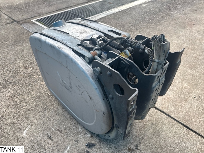 Universeel AdBlue Tank - Réservoir de carburant: photos 4 Universeel AdBlue Tank - Réservoir de carburant: photos 4