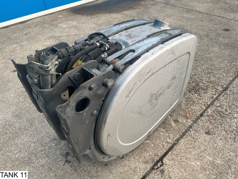 Universeel AdBlue Tank - Réservoir de carburant: photos 2 Universeel AdBlue Tank - Réservoir de carburant: photos 2