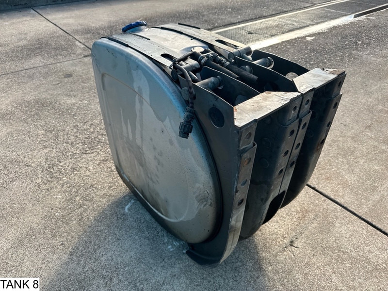 Universeel AdBlue Tank - Réservoir de carburant: photos 4 Universeel AdBlue Tank - Réservoir de carburant: photos 4