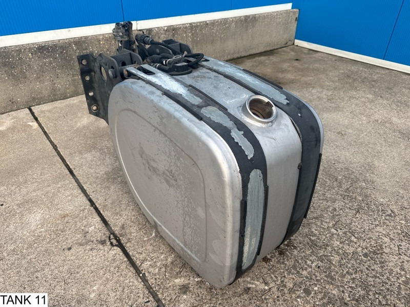 Universeel AdBlue Tank - Réservoir de carburant: photos 3 Universeel AdBlue Tank - Réservoir de carburant: photos 3