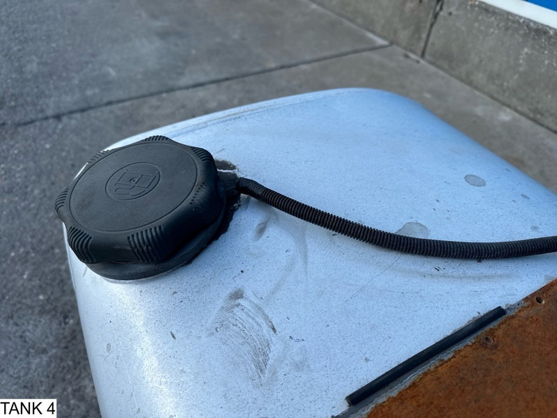 Universeel Brandstoftank - Réservoir de carburant pour Camion: photos 4 Universeel Brandstoftank - Réservoir de carburant pour Camion: photos 4