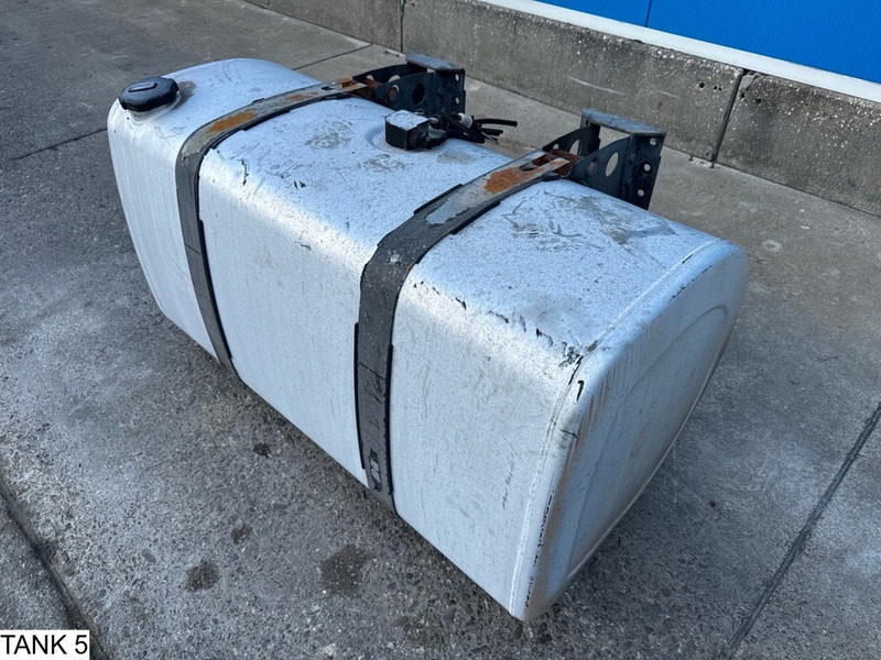 Universeel Brandstoftank - Réservoir de carburant pour Camion: photos 2 Universeel Brandstoftank - Réservoir de carburant pour Camion: photos 2