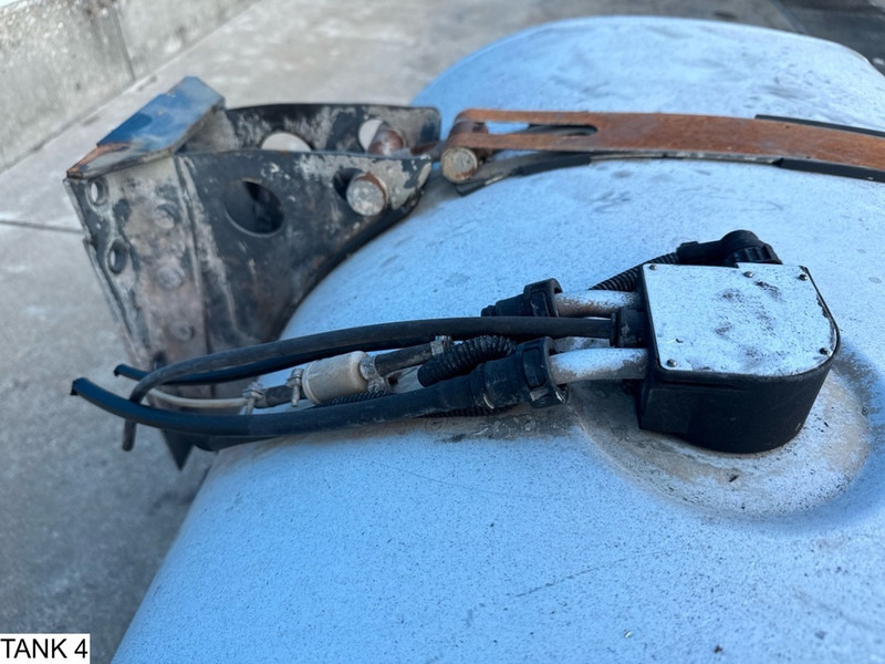 Universeel Brandstoftank - Réservoir de carburant pour Camion: photos 5 Universeel Brandstoftank - Réservoir de carburant pour Camion: photos 5