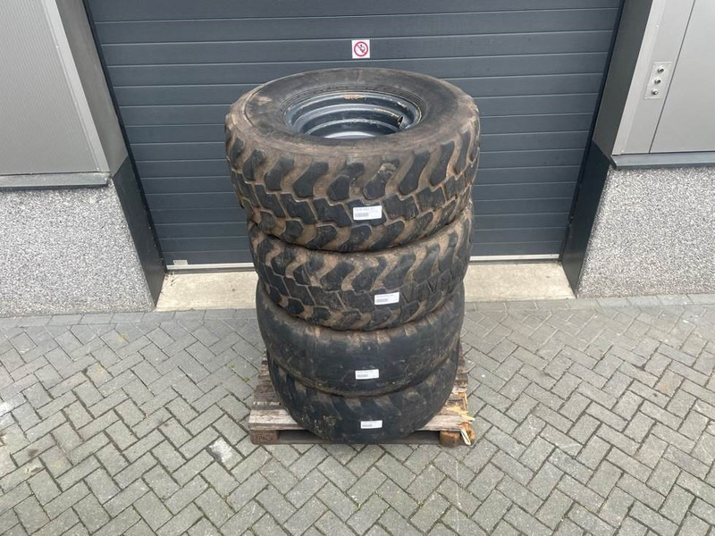 Ahlmann AZ6-Alliance 405/70R20 (16/70R20)-Tire/Reifen/Band - Pneus et jantes pour Engins de chantier: photos 4 Ahlmann AZ6-Alliance 405/70R20 (16/70R20)-Tire/Reifen/Band - Pneus et jantes pour Engins de chantier: photos 4