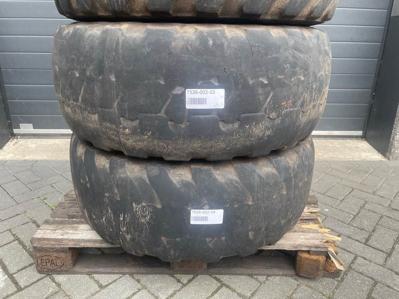 Ahlmann AZ6-Alliance 405/70R20 (16/70R20)-Tire/Reifen/Band - Pneus et jantes pour Engins de chantier: photos 3 Ahlmann AZ6-Alliance 405/70R20 (16/70R20)-Tire/Reifen/Band - Pneus et jantes pour Engins de chantier: photos 3