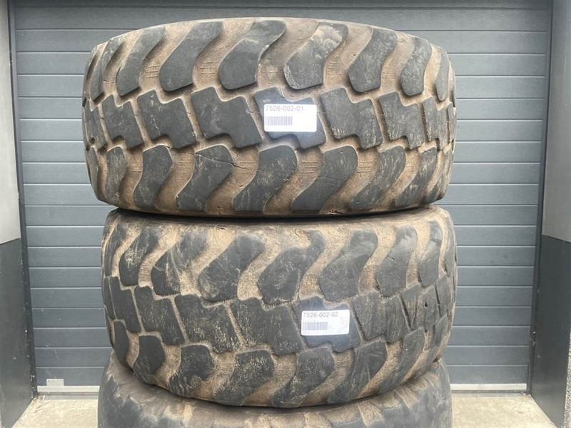 Ahlmann AZ6-Alliance 405/70R20 (16/70R20)-Tire/Reifen/Band - Pneus et jantes pour Engins de chantier: photos 2 Ahlmann AZ6-Alliance 405/70R20 (16/70R20)-Tire/Reifen/Band - Pneus et jantes pour Engins de chantier: photos 2