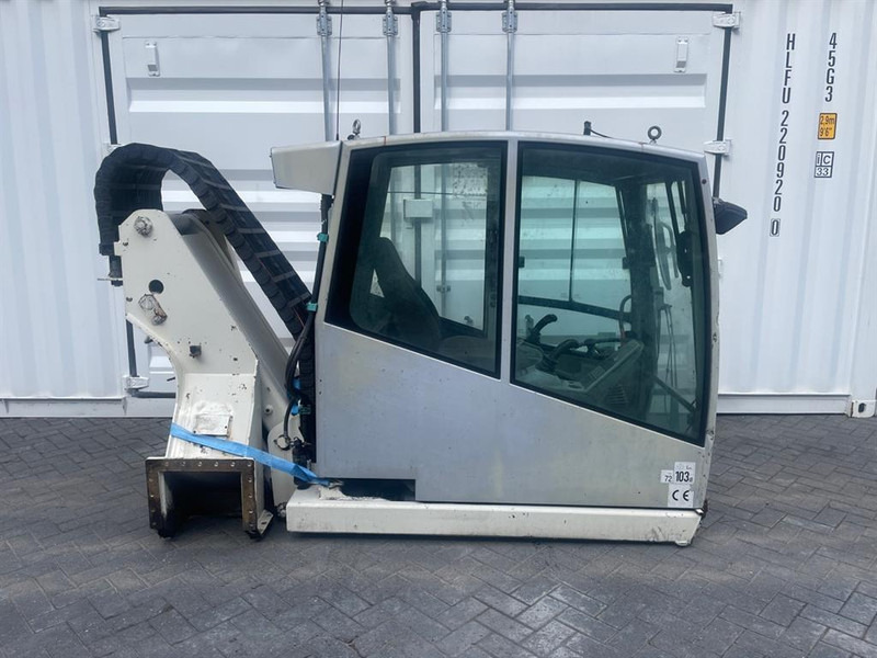 Atlas 1704MH - Cabin/Kabine/Cabine - Cabine et intérieur pour Engins de chantier: photos 2 Atlas 1704MH - Cabin/Kabine/Cabine - Cabine et intérieur pour Engins de chantier: photos 2