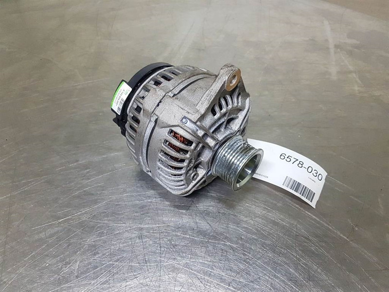 Case 621D-Plusline 0.124.655.005+-Alternator/Dynamo - Moteur pour Engins de chantier: photos 2 Case 621D-Plusline 0.124.655.005+-Alternator/Dynamo - Moteur pour Engins de chantier: photos 2