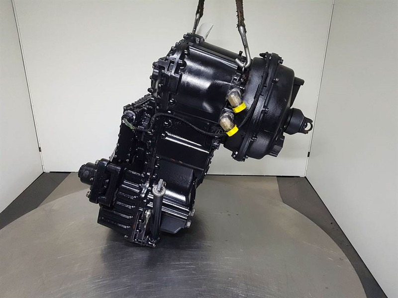 Case 621D-ZF 4WG-160-Transmission/Getriebe/Transmissie - Boîte de vitesse pour Engins de chantier: photos 3 Case 621D-ZF 4WG-160-Transmission/Getriebe/Transmissie - Boîte de vitesse pour Engins de chantier: photos 3