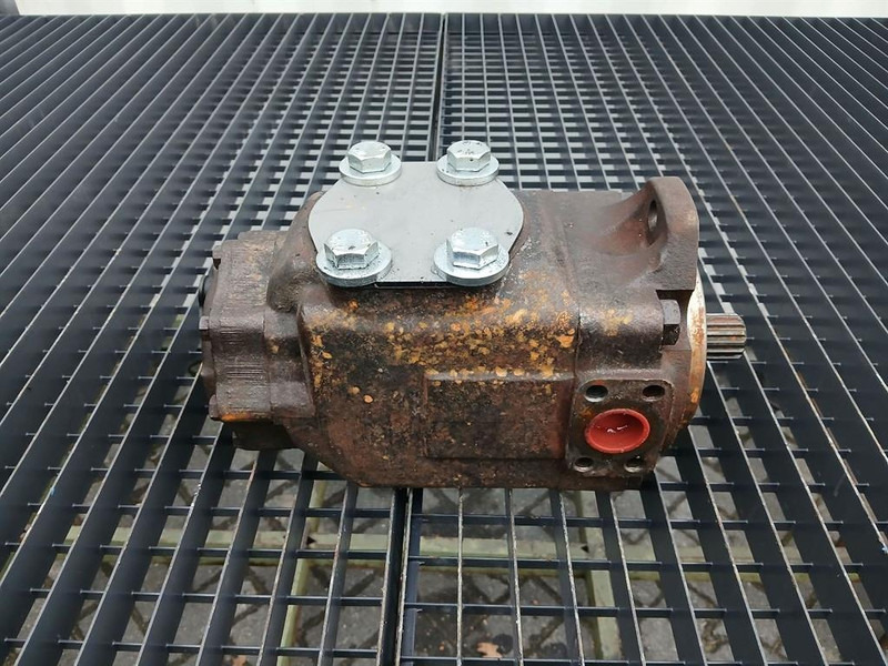 Case 821C-702810-Gearpump/Zahnradpumpe/Tandwielpomp - Hydraulique pour Engins de chantier: photos 3 Case 821C-702810-Gearpump/Zahnradpumpe/Tandwielpomp - Hydraulique pour Engins de chantier: photos 3