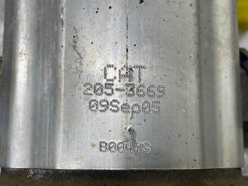 Cat 924G-205-3669-Gearpump/Zahnradpumpe/Tandwielpomp - Hydraulique pour Engins de chantier: photos 3 Cat 924G-205-3669-Gearpump/Zahnradpumpe/Tandwielpomp - Hydraulique pour Engins de chantier: photos 3