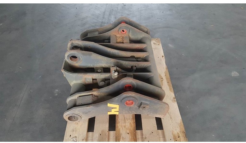 Cat -Verachtert SW2005-Quick coupler/Schnellwechsler - Attache rapide: photos 3 Cat -Verachtert SW2005-Quick coupler/Schnellwechsler - Attache rapide: photos 3