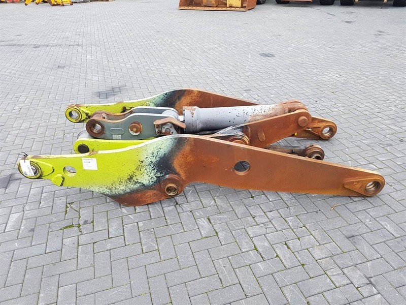 Claas TORION1812-12433287/93010566-Lifting framework - Flèche pour Engins de chantier: photos 1 Claas TORION1812-12433287/93010566-Lifting framework - Flèche pour Engins de chantier: photos 1