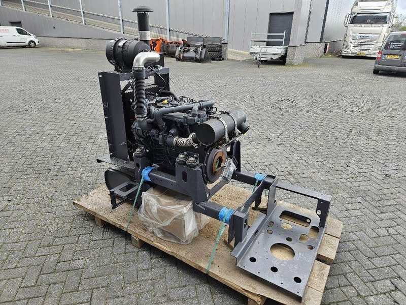 Deutz TD3.6L4 - Engine/Motor - Moteur pour Engins de chantier: photos 4 Deutz TD3.6L4 - Engine/Motor - Moteur pour Engins de chantier: photos 4