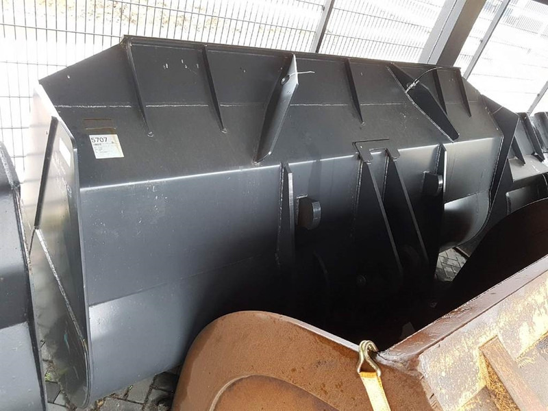 Doosan DL 500 - 3,40 mtr - Bucket/Schaufel/Dichte bak - Godet: photos 2 Doosan DL 500 - 3,40 mtr - Bucket/Schaufel/Dichte bak - Godet: photos 2