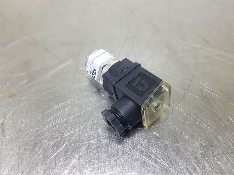 Hydac VMF 2 D.1 /-L24-301705-Clogging indicators - Système électrique pour Engins de chantier: photos 4 Hydac VMF 2 D.1 /-L24-301705-Clogging indicators - Système électrique pour Engins de chantier: photos 4